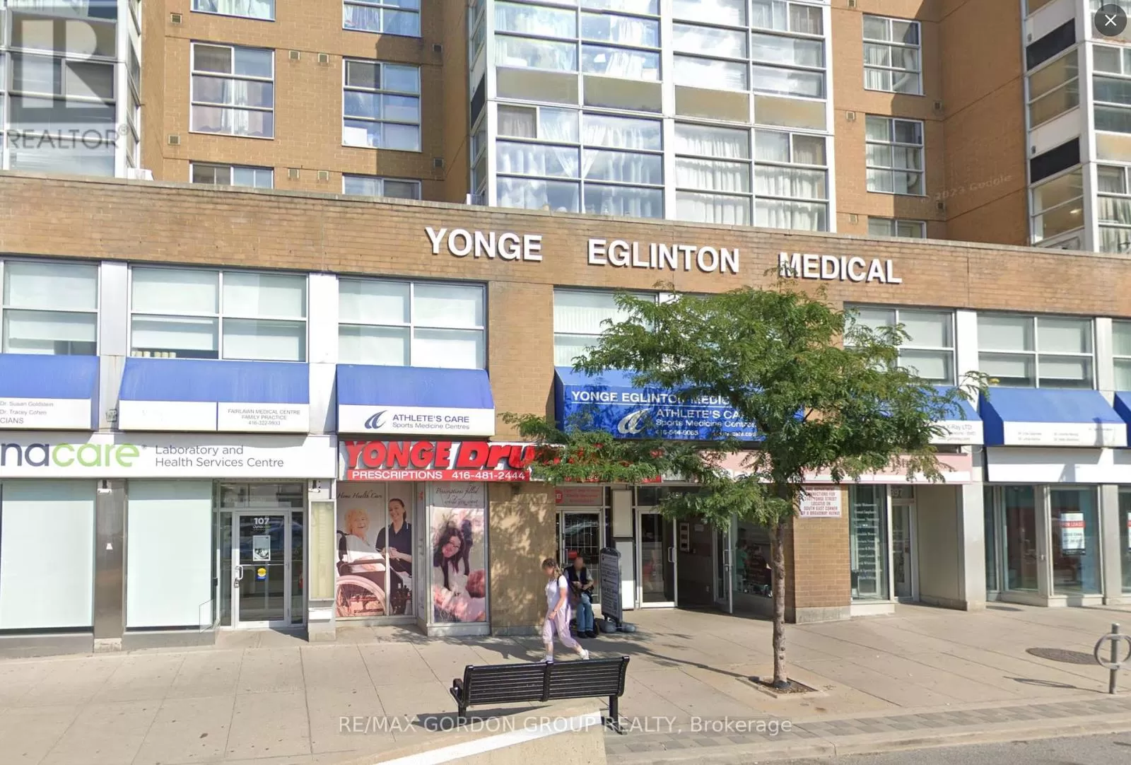 Offices for rent: Ll09/1 - 2401 Yonge Street, Toronto, Ontario M4P 3H1