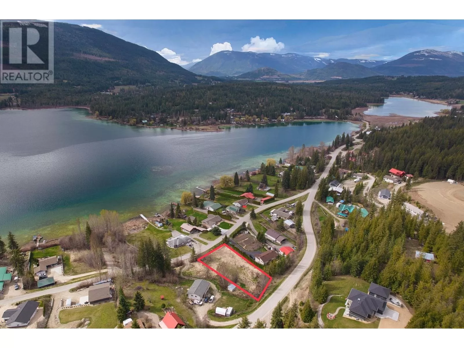 Other for rent: Lot 4 Wilho Road, Tappen, British Columbia V0E 2X0