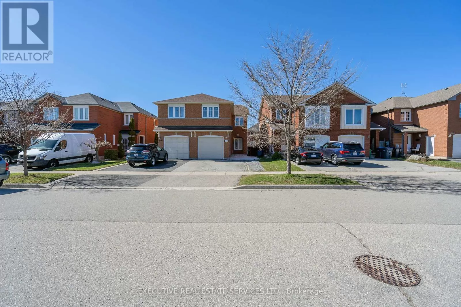 House for rent: #lower -3873 Densbury Dr, Mississauga, Ontario L5N 6Y9