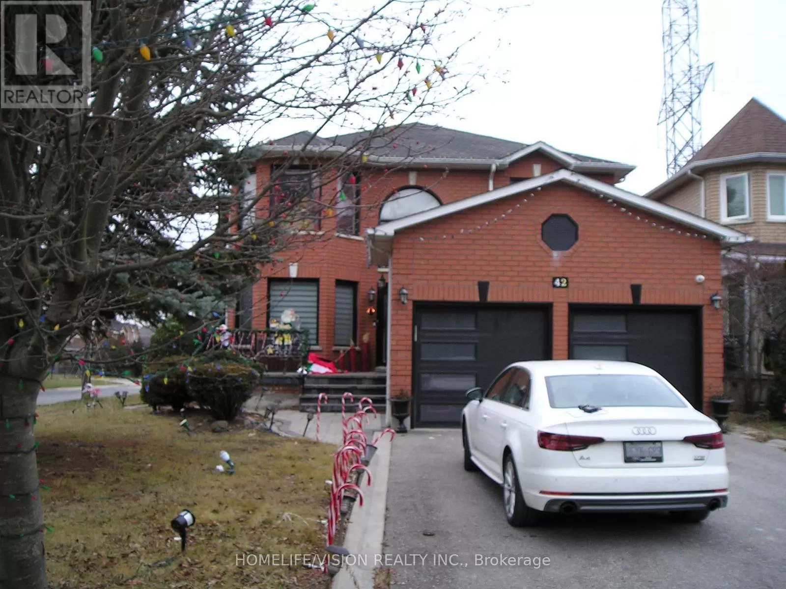 Other for rent: Lower - 42 Campania Court, Vaughan, Ontario L4H 1G4