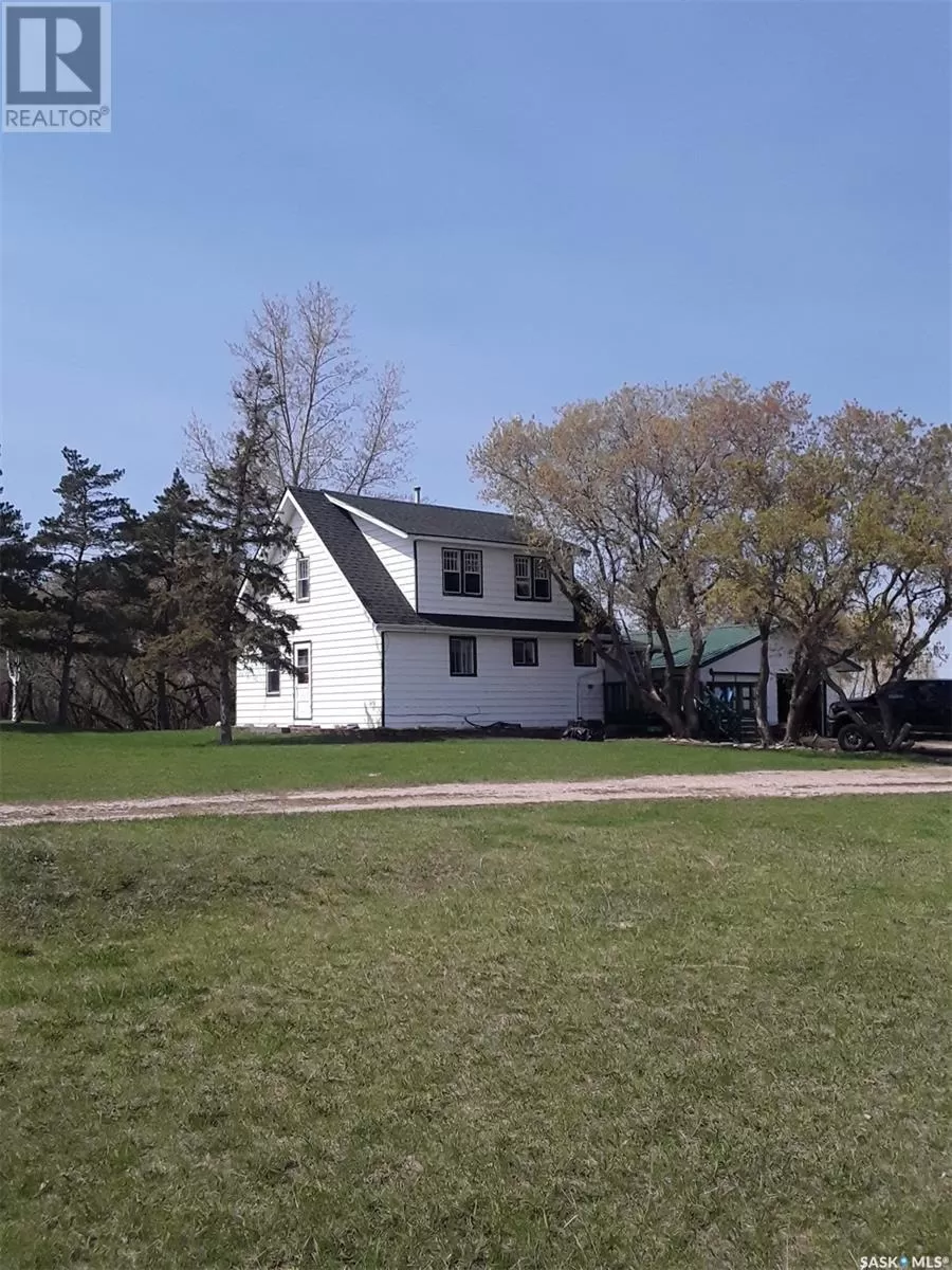 House for rent: Maclean Acreage, Wolverine Rm No. 340, Saskatchewan S0K 7O7