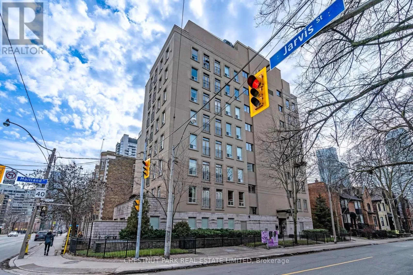 Apartment for rent: Ph3 - 135 Maitland Street, Toronto, Ontario M4Y 1E5