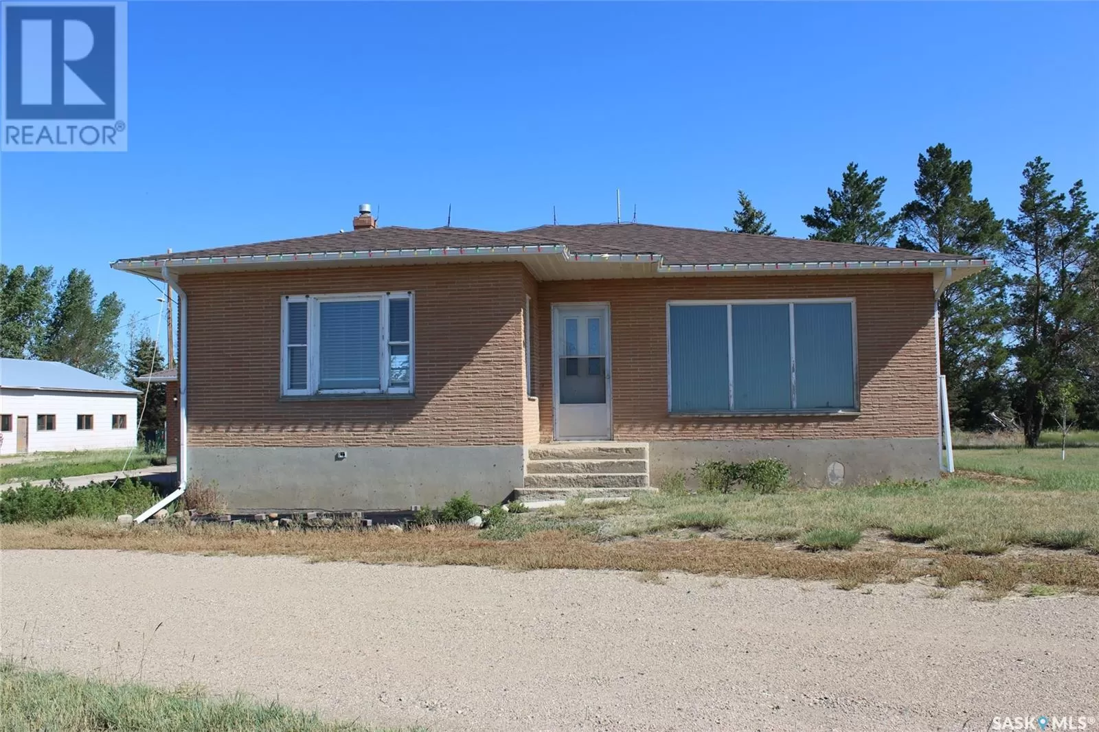 House for rent: Se 13-11-05 W3, Gravelbourg Rm No. 104, Saskatchewan S0H 1X0