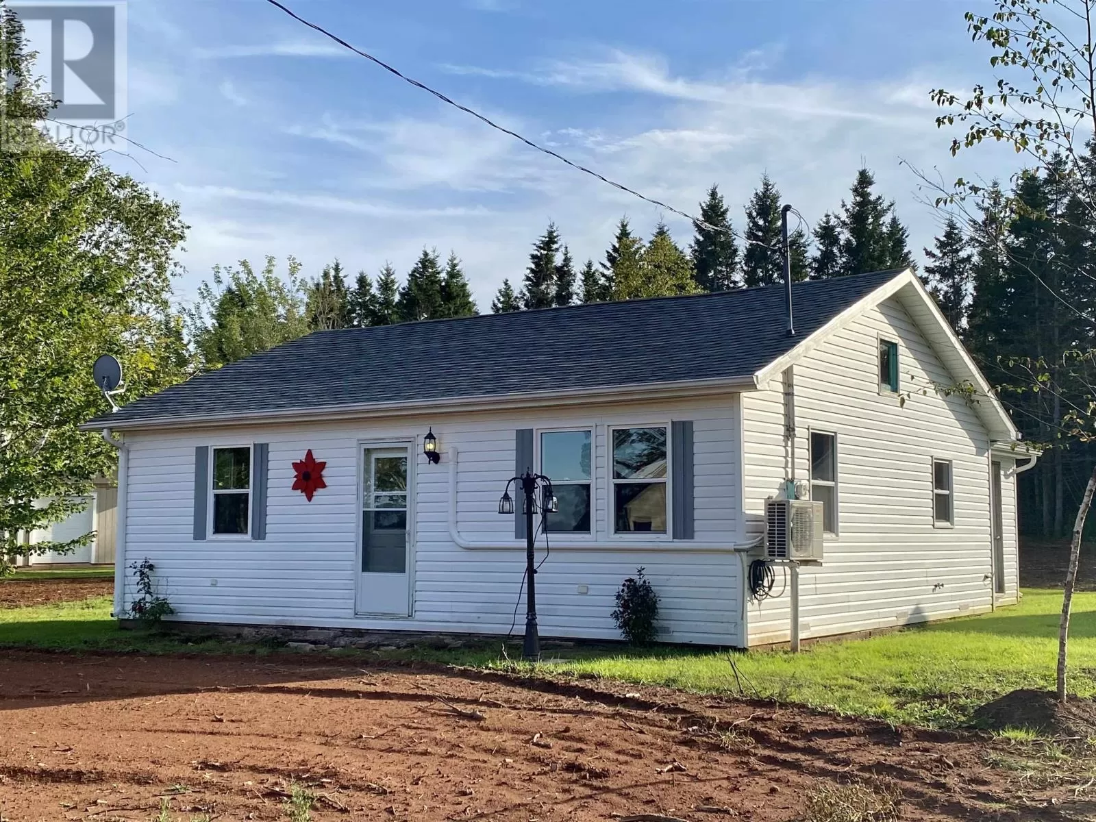 Recreational for rent: Spruce Way, Fortune Cove, Prince Edward Island C0B 1V0