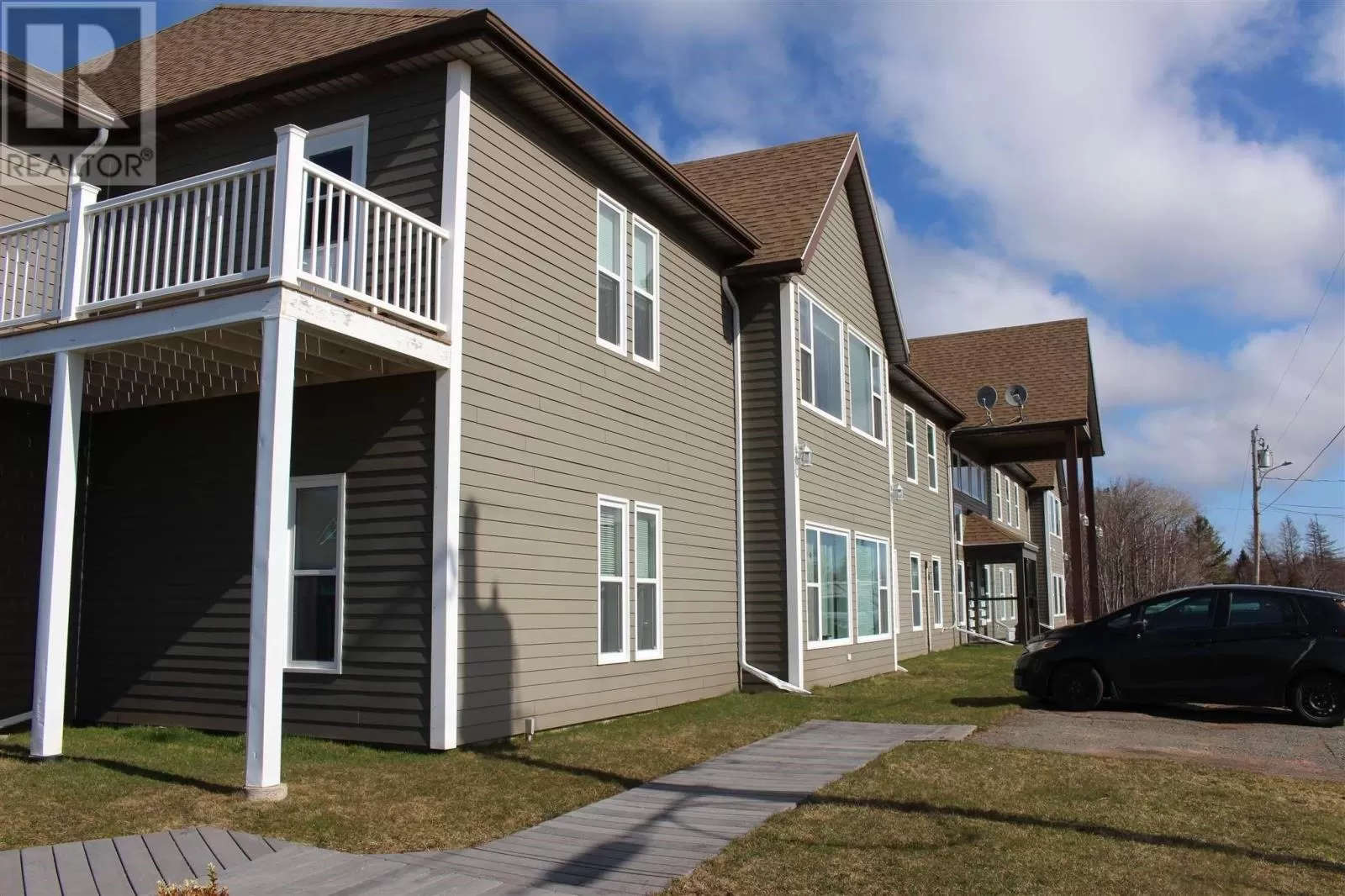 Apartment for rent: Unit 205 6216 Route 11, Mont Carmel, Prince Edward Island C0B 2E0