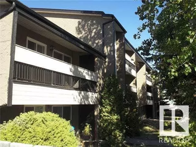Apartment for rent: #unit 3 5328 54 St, Cold Lake, Alberta T9M 1W1