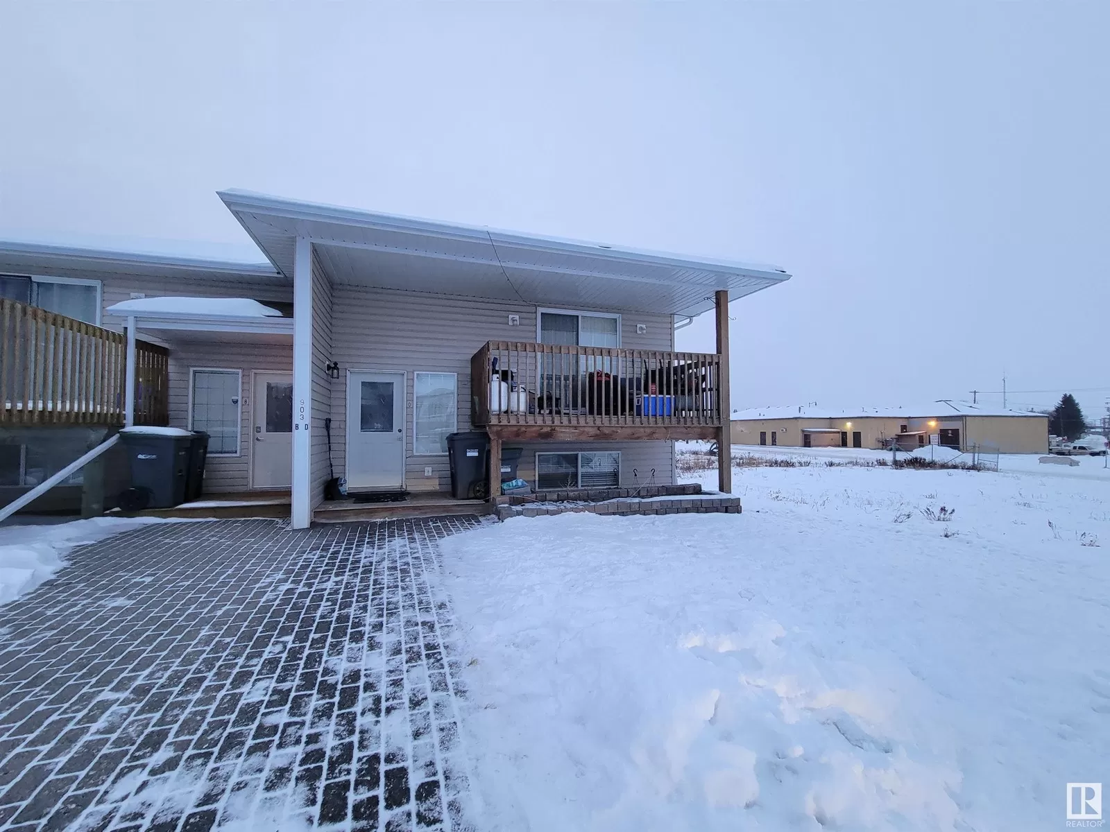 Row / Townhouse for rent: #unit 4 / D 903 9 St, Cold Lake, Alberta T9M 1H8