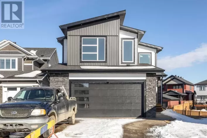 137 Shalestone Place, Fort McMurray