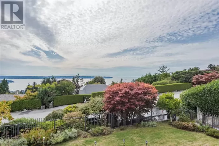 1393 CHARTWELL DRIVE, West Vancouver