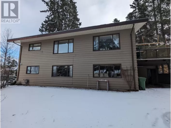 1527 COLUMBIA DRIVE, Smithers