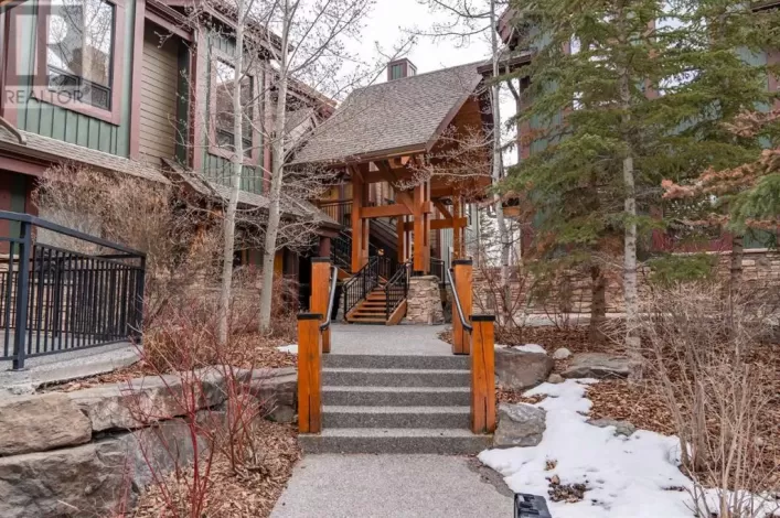215, 107 Armstrong Place, Canmore