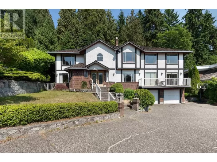 2362 WESTHILL DRIVE, West Vancouver