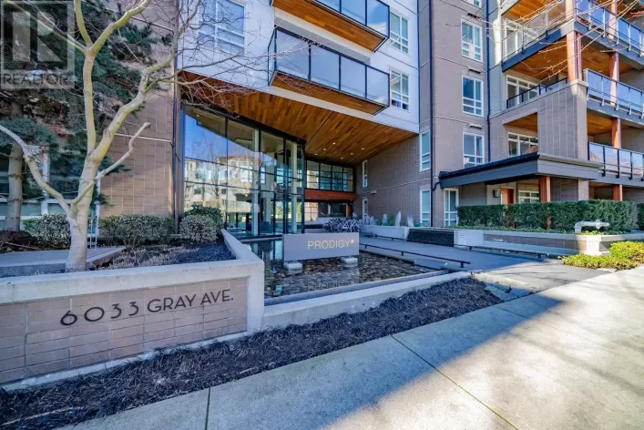 306 3462 ROSS DRIVE, Vancouver