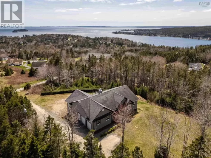 323 Island View Drive, Boutiliers Point