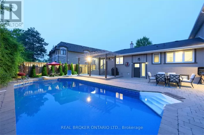 362 SMALL CRES, Oakville