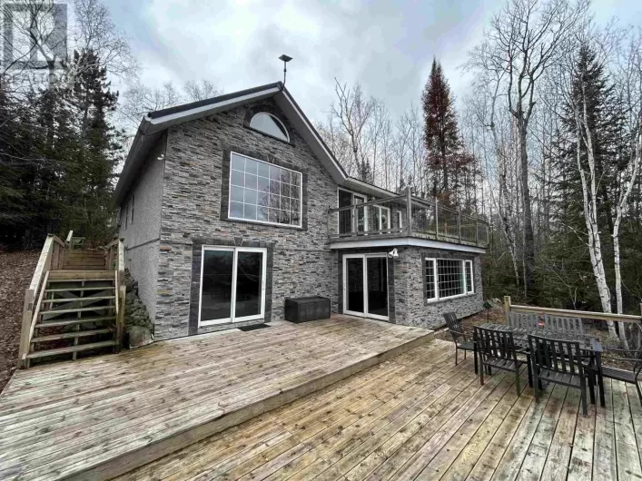402C REEF POINT RD, FORT FRANCES