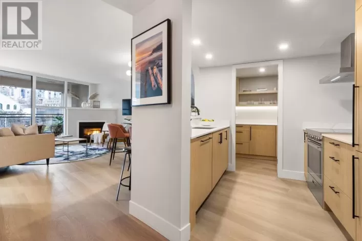 407 183 KEEFER PLACE, Vancouver