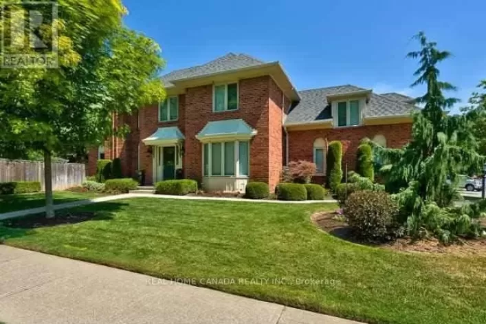 529 PIPERS GREEN, Oakville