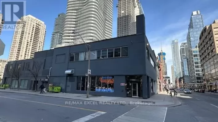 530 YONGE STREET, Toronto