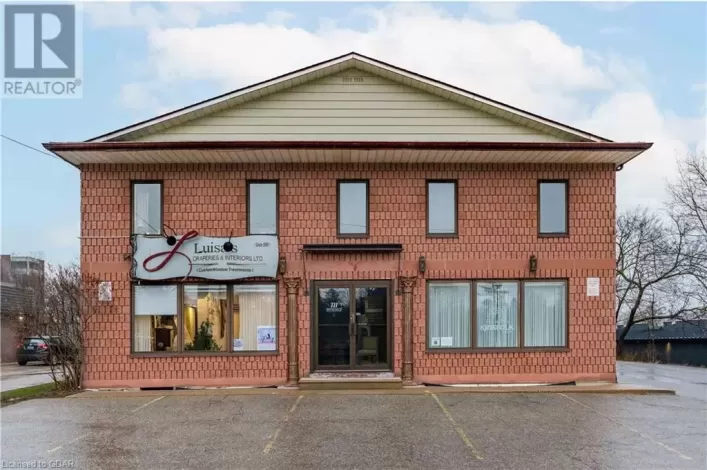 727 WOOLWICH Street Unit# 2C, Guelph