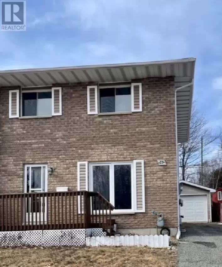 75 Colwill DR, Elliot Lake