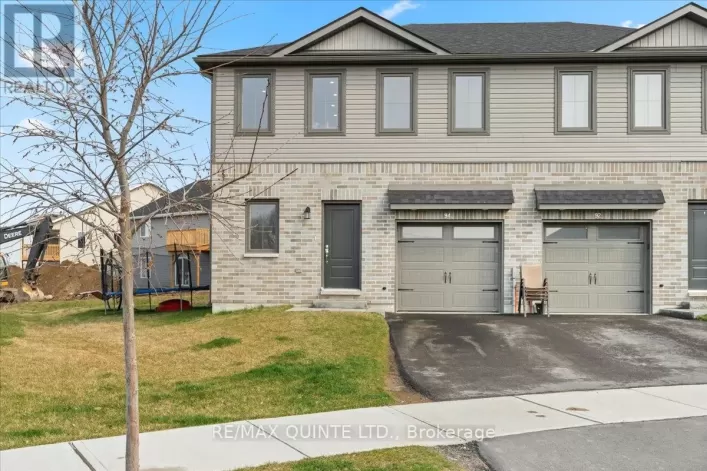 94 CAMPBELL CRES, Prince Edward County